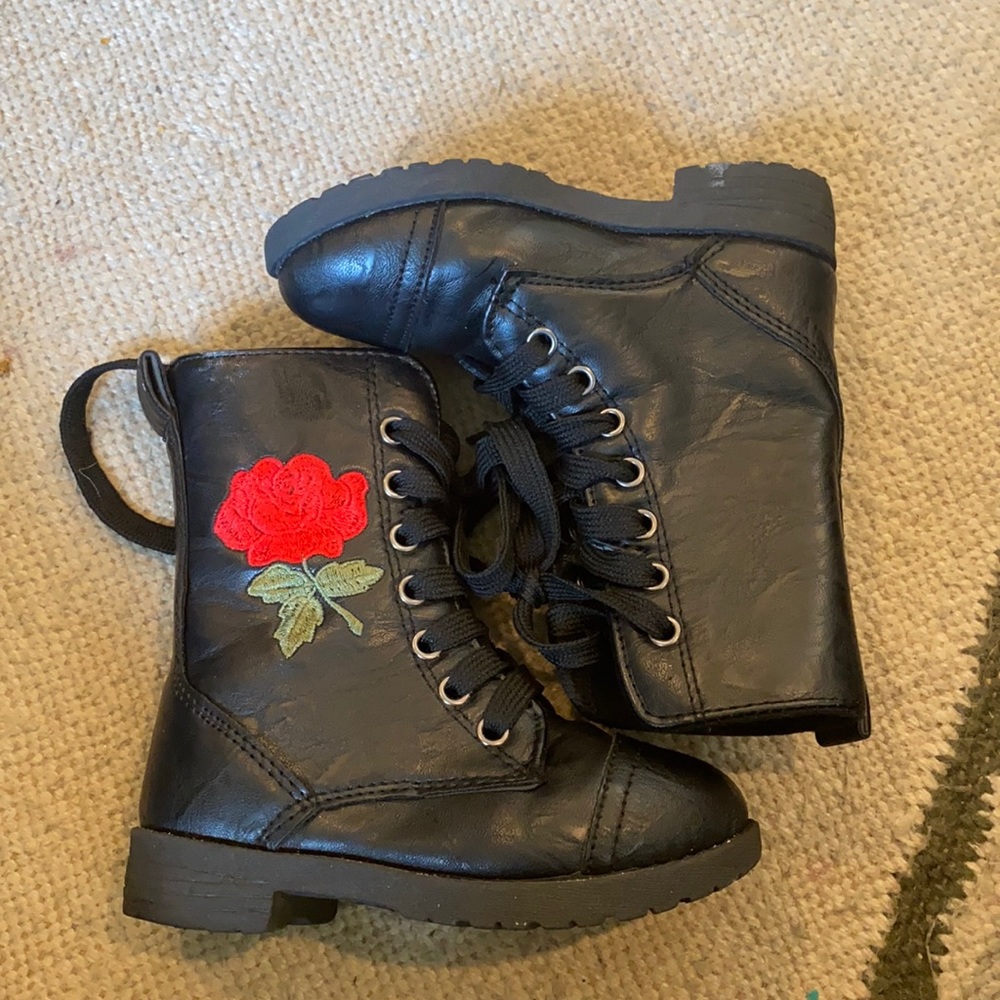 Cute toddler boots